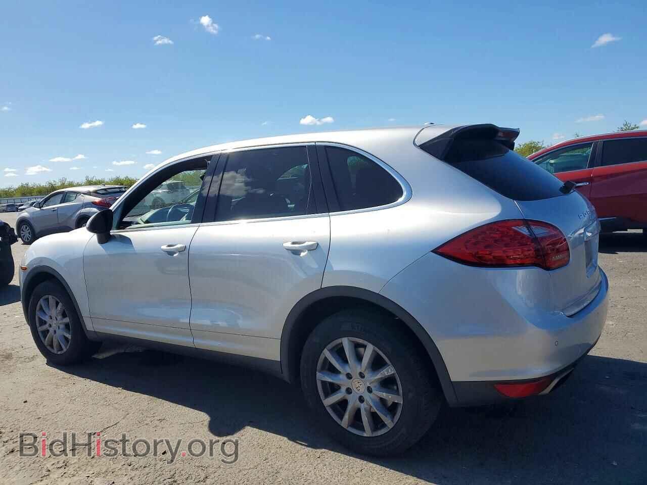 2011 PORSCHE CAYENNE - VIN: WP1AA2A23BLA09160 - Photo 2