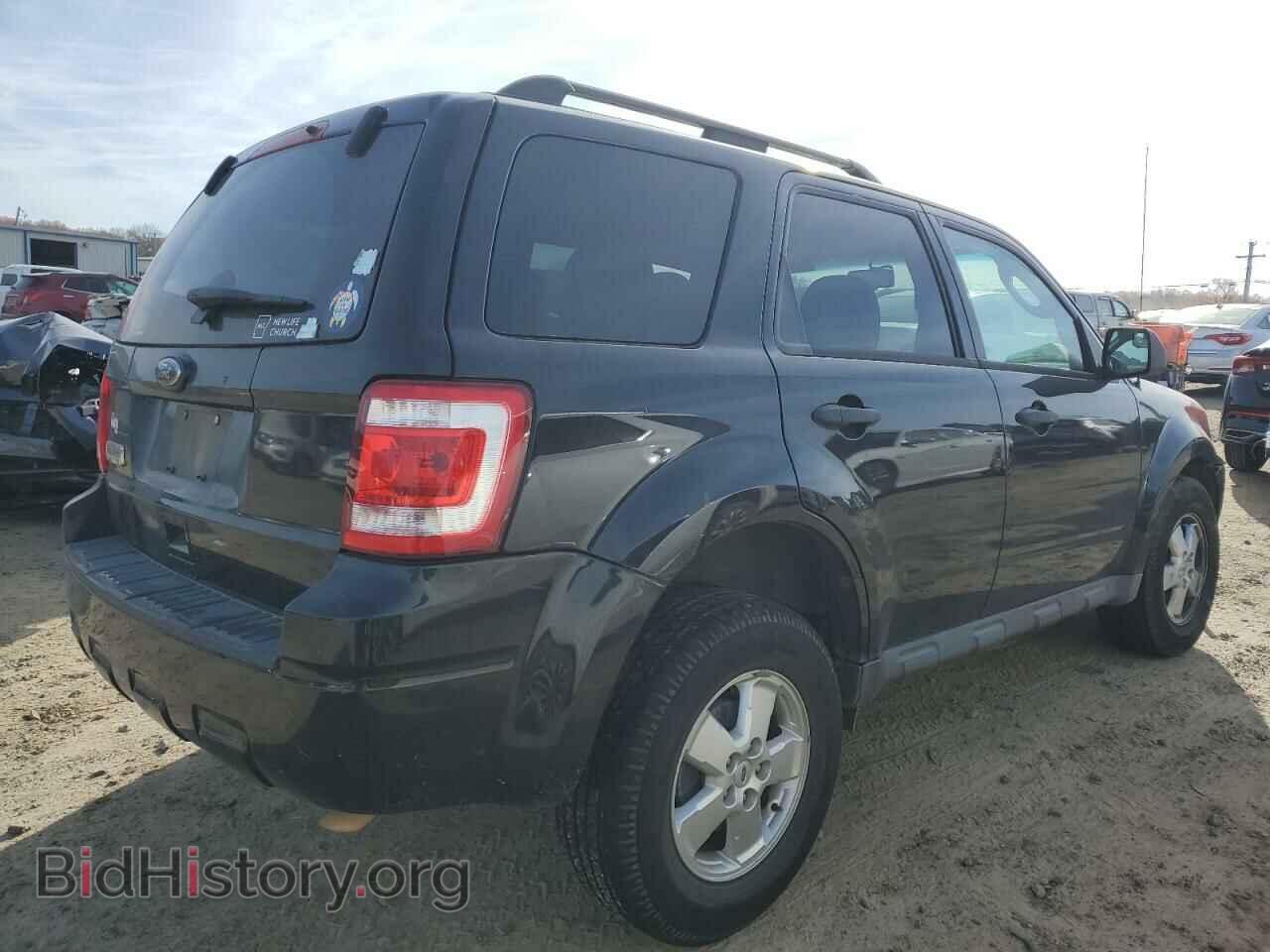 2011 FORD ESCAPE - VIN: 1FMCU0D77BKA04221 - Фото 3