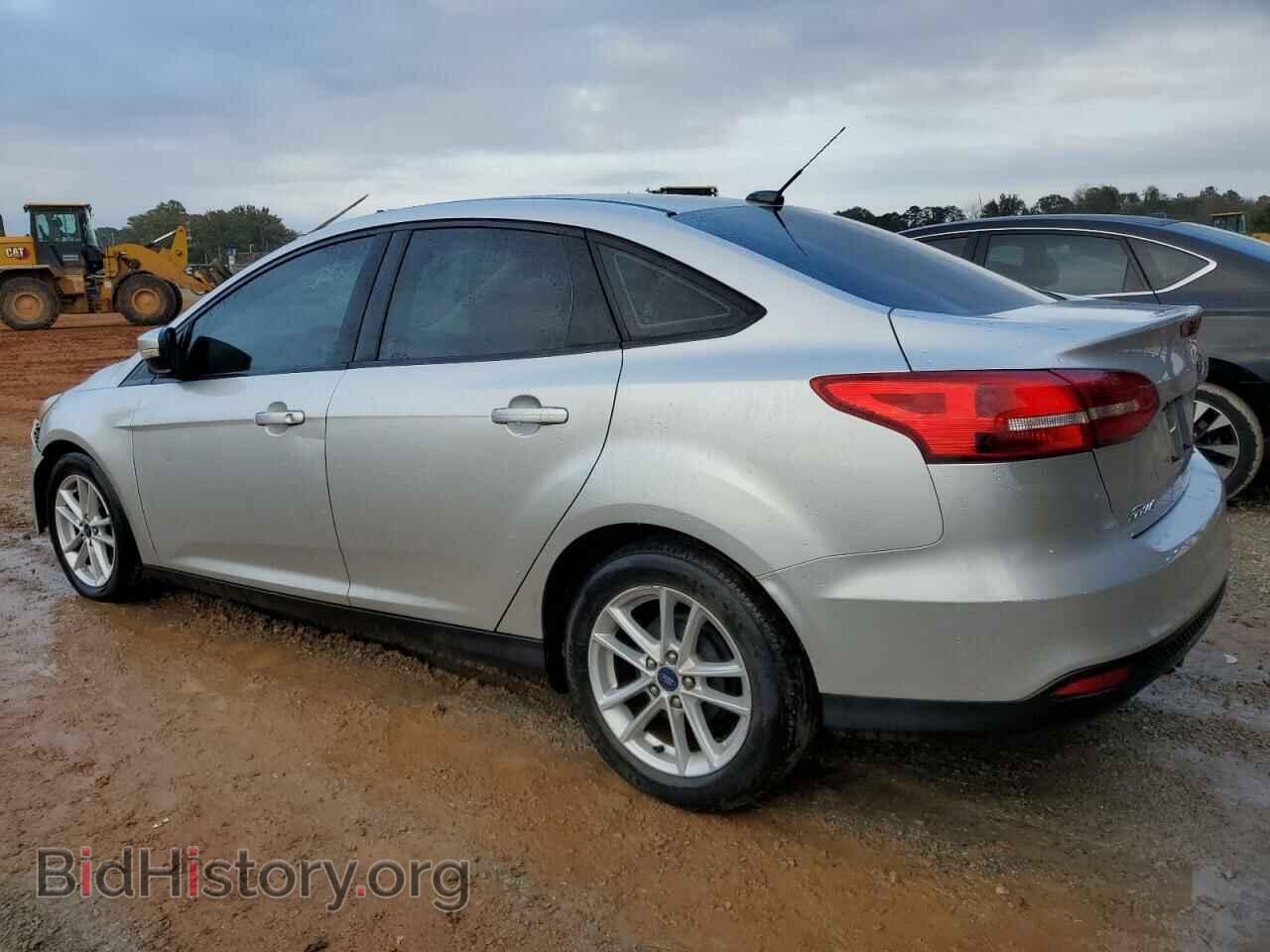 2017 FORD FOCUS - VIN: 1FADP3F2XHL338058 - Фото 2
