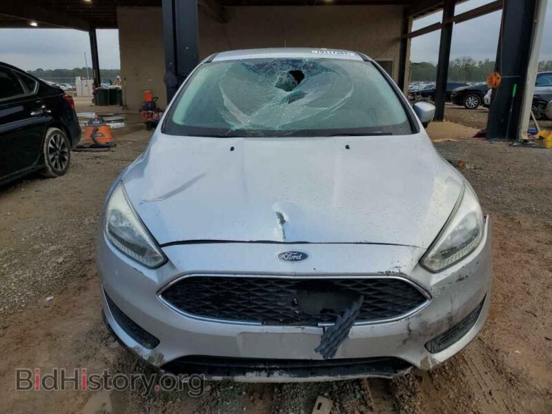 2017 Ford FOCUS (VIN 1FADP3F2XHL338058) — photo 5 of 12
