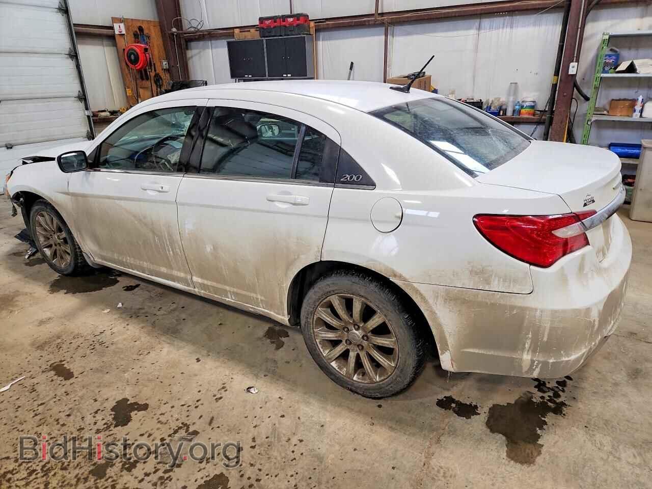 2013 CHRYSLER 200 - VIN: 1C3CCBBB2DN500429 - Фото 2
