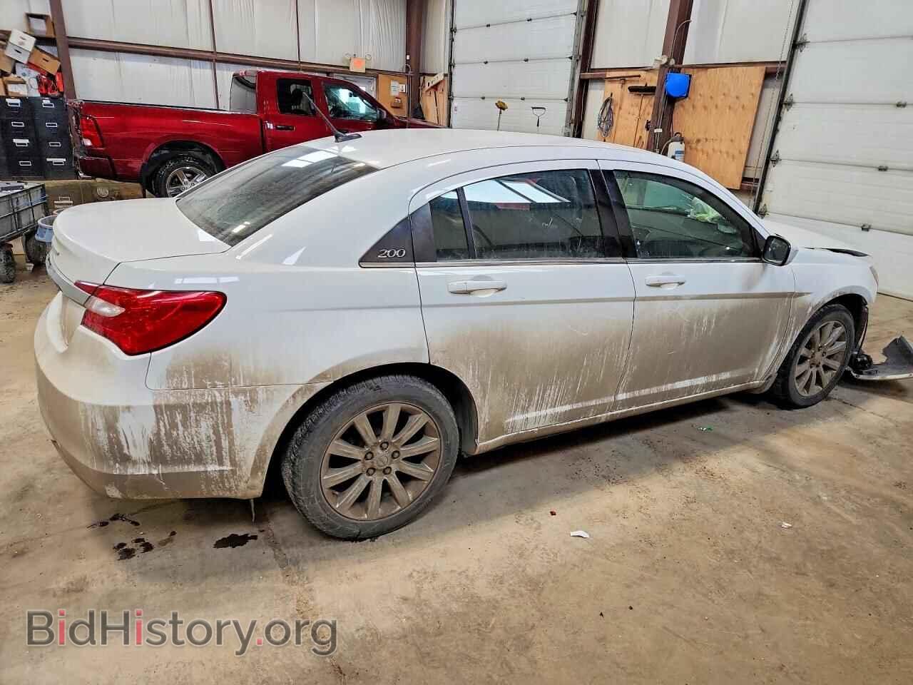2013 CHRYSLER 200 - VIN: 1C3CCBBB2DN500429 - Фото 3