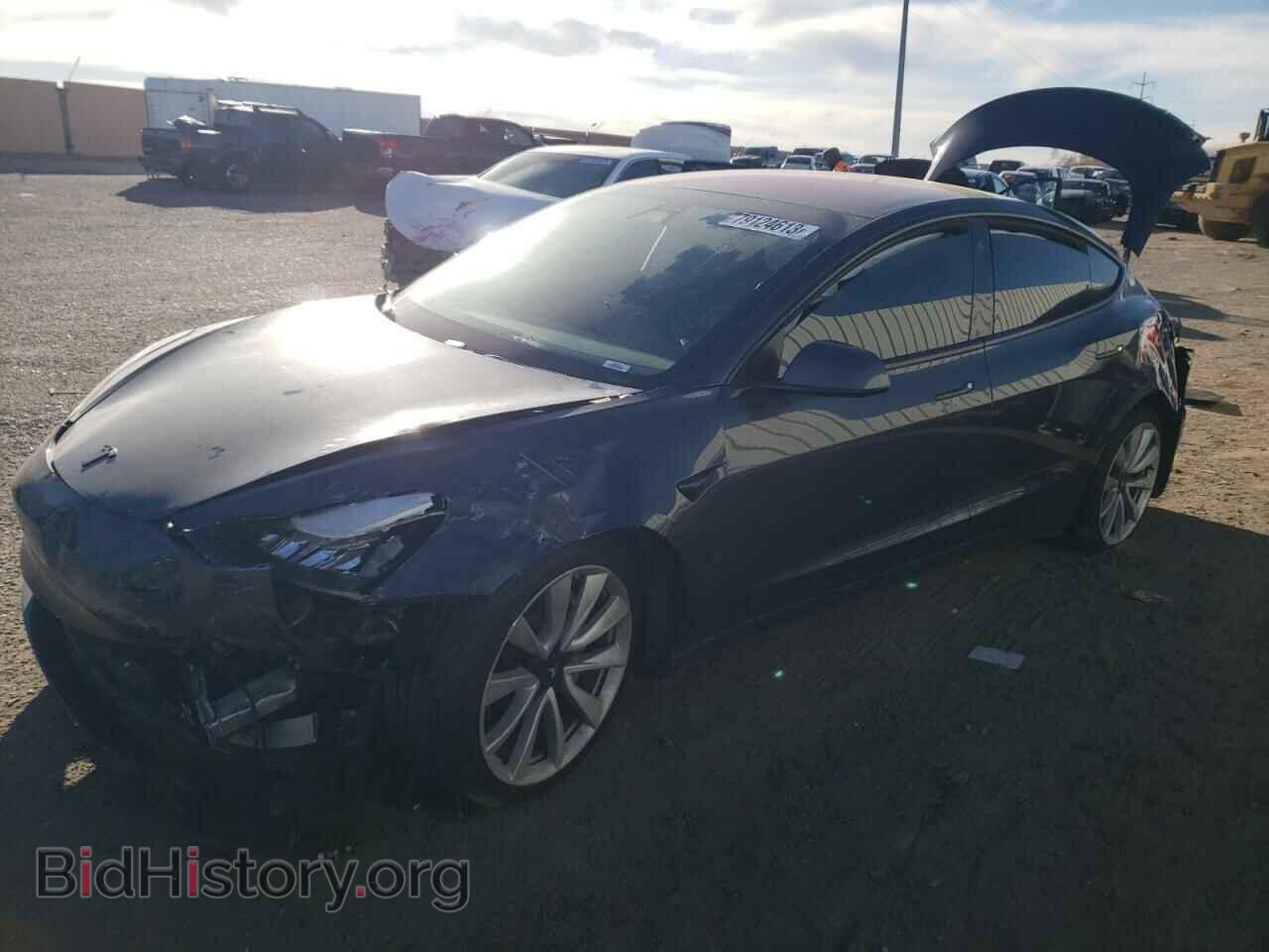 Фотография 5YJ3E1EBXJF069120 - TESLA MODEL 3 2018