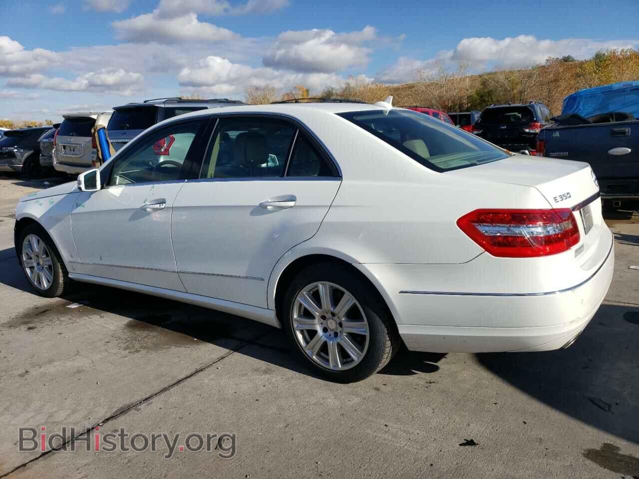 2013 MERCEDES-BENZ E-CLASS - VIN: WDDHF8JB5DA770040 - Фото 2