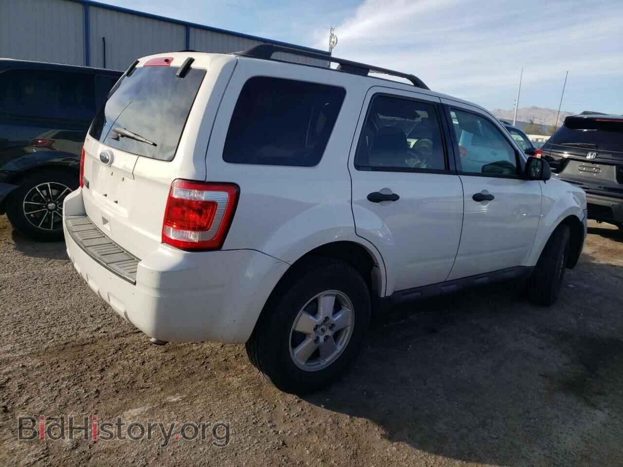 2012 FORD ESCAPE - VIN: 1FMCU0D76CKA17317 - Фото 3