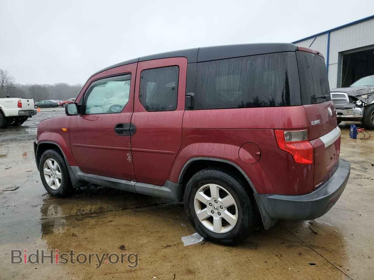 2011 HONDA ELEMENT - VIN: 5J6YH2H7XBL001970 - Photo 2