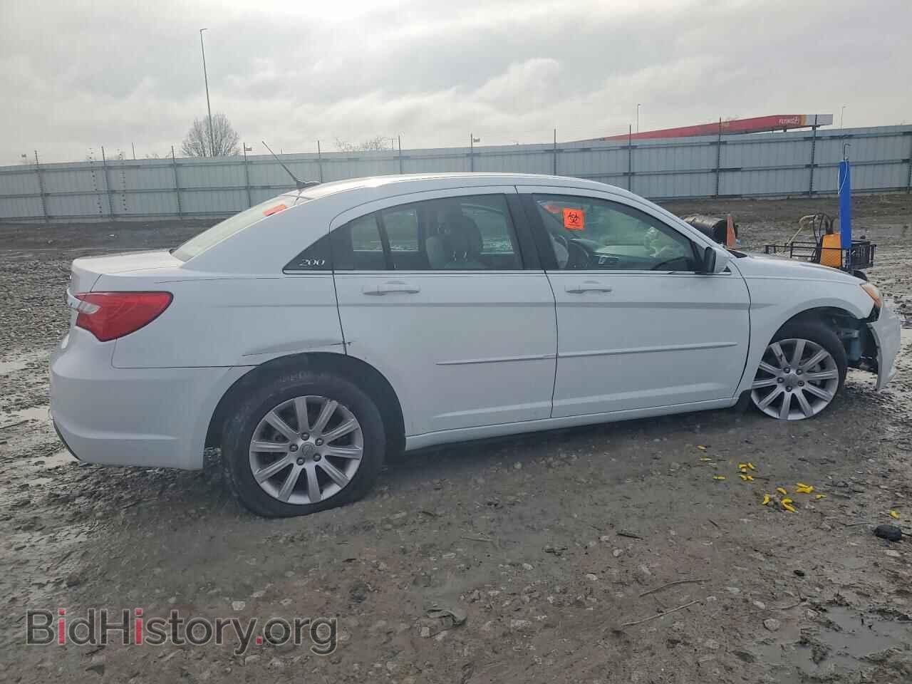 2013 CHRYSLER 200 - VIN: 1C3CCBBG4DN703477 - Фото 3
