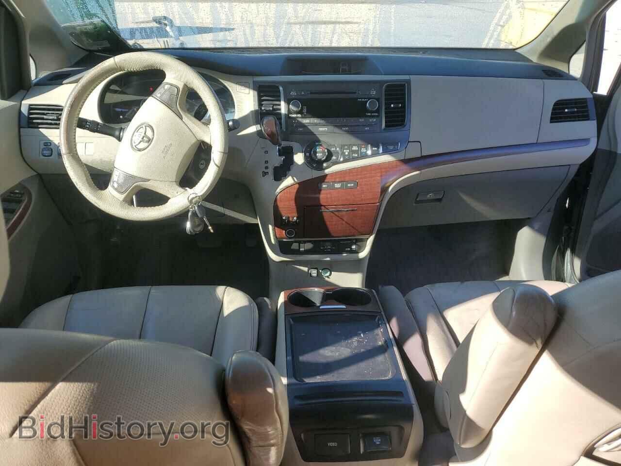 2011 TOYOTA All Models - VIN: 5TDYK3DC3BS068604 - Photo 8