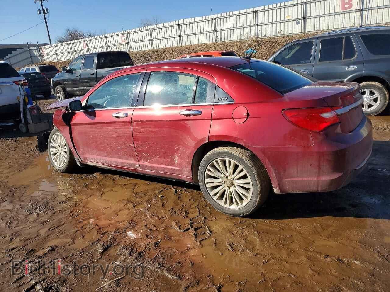 2011 CHRYSLER 200 - VIN: 1C3BC2FB6BN527006 - Photo 2