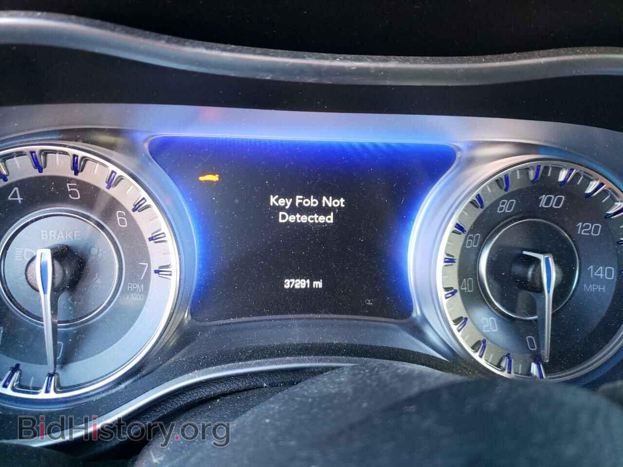 2015 CHRYSLER 300 - VIN: 2C3CCASG1FH814283 - Фото 9