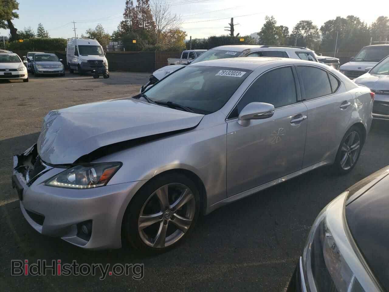 Photo JTHBF5C23B5151341 - LEXUS IS 2011