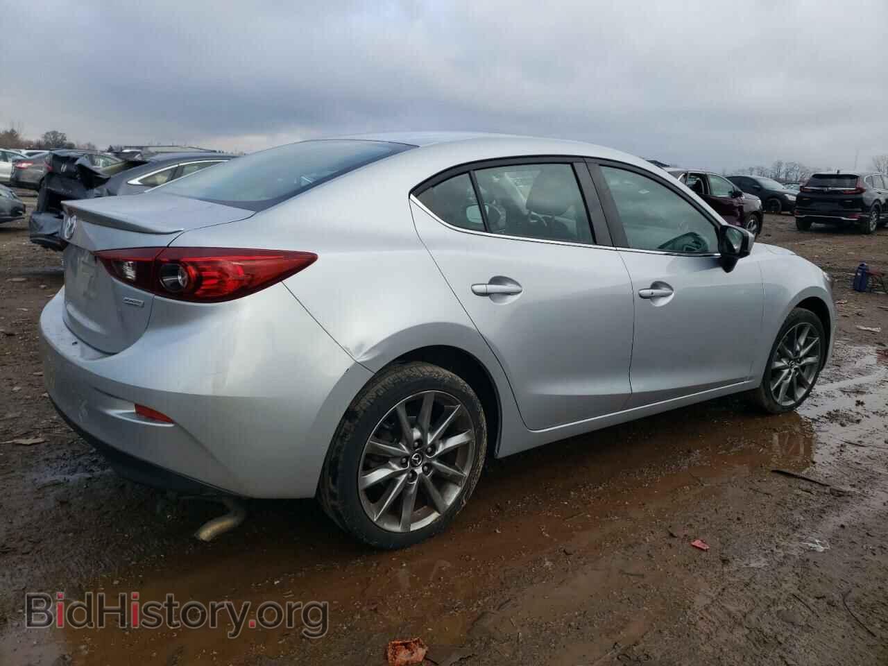 2018 MAZDA 3 - VIN: 3MZBN1V38JM263299 - Фото 3