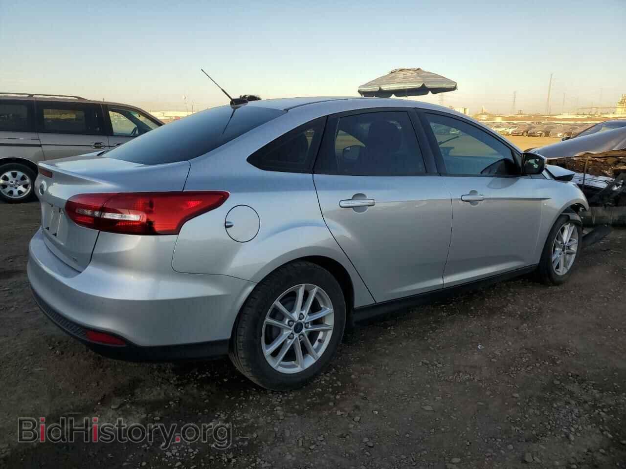 2017 FORD FOCUS - VIN: 1FADP3F24HL206302 - Photo 3