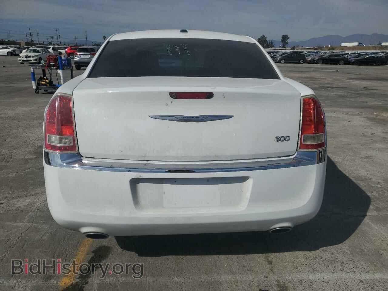 2014 CHRYSLER 300 - VIN: 2C3CCAAG0EH361404 - Фото 6