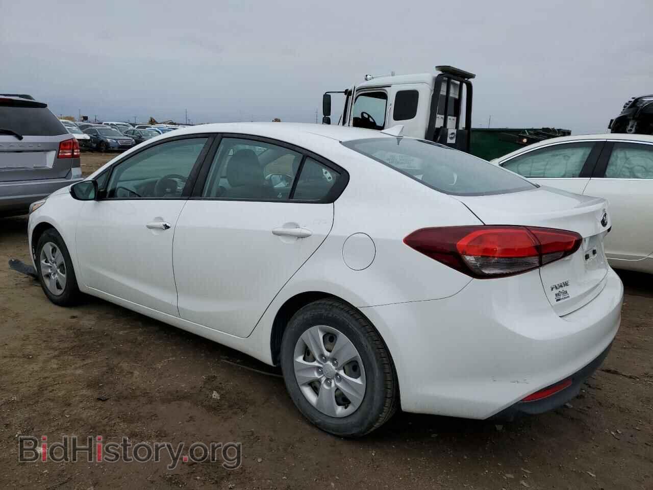 2017 KIA FORTE - VIN: 3KPFL4A77HE089055 - Фото 2