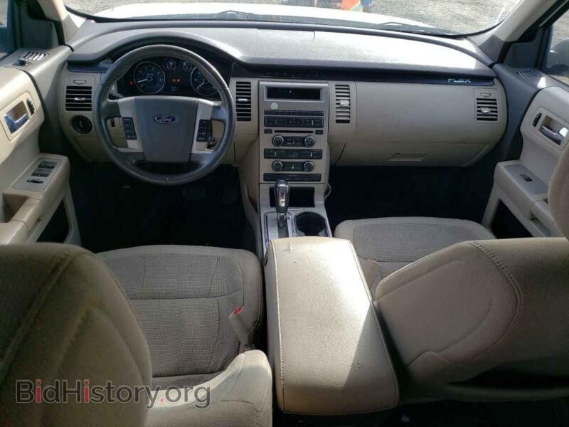 2011 Ford FLEX (VIN 2FMGK5BC9BBD11811) — photo 8 of 13