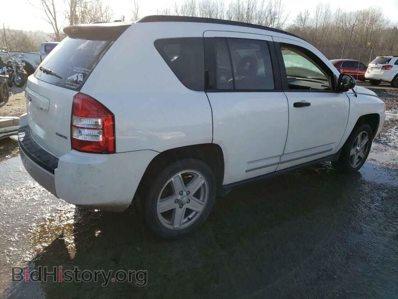 2007 JEEP COMPASS - VIN: 1J8FT57W77D241672 - Фото 3