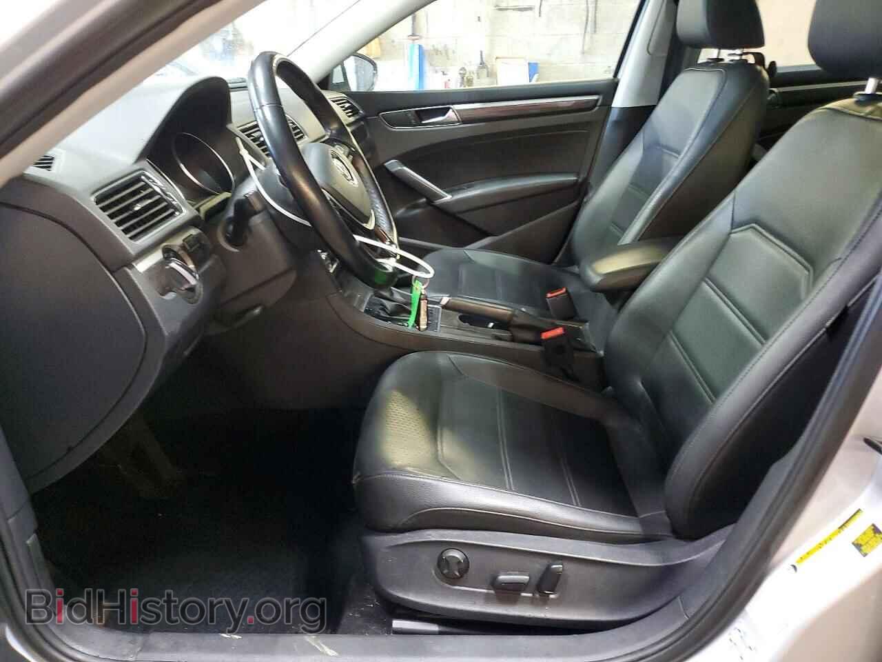2017 VOLKSWAGEN PASSAT - VIN: 1VWBT7A31HC031850 - Фото 7