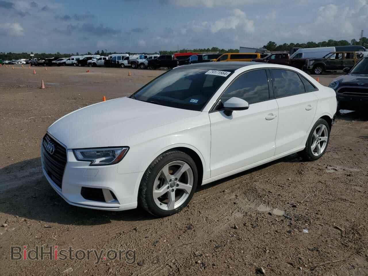 Фотография WAUAUGFF5KA078247 - AUDI A3 2019
