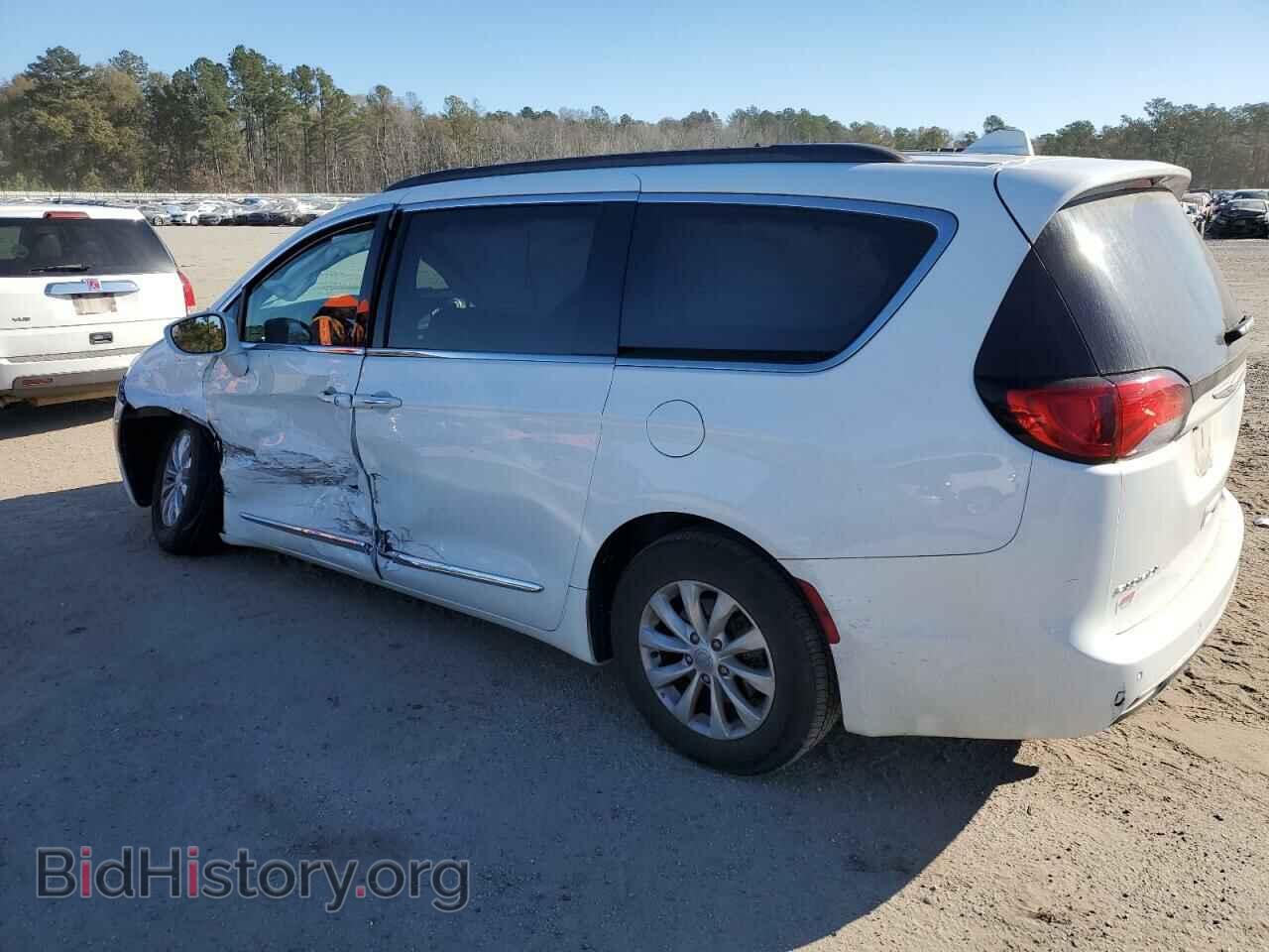 2017 CHRYSLER PACIFICA - VIN: 2C4RC1BG7HR613698 - Photo 2