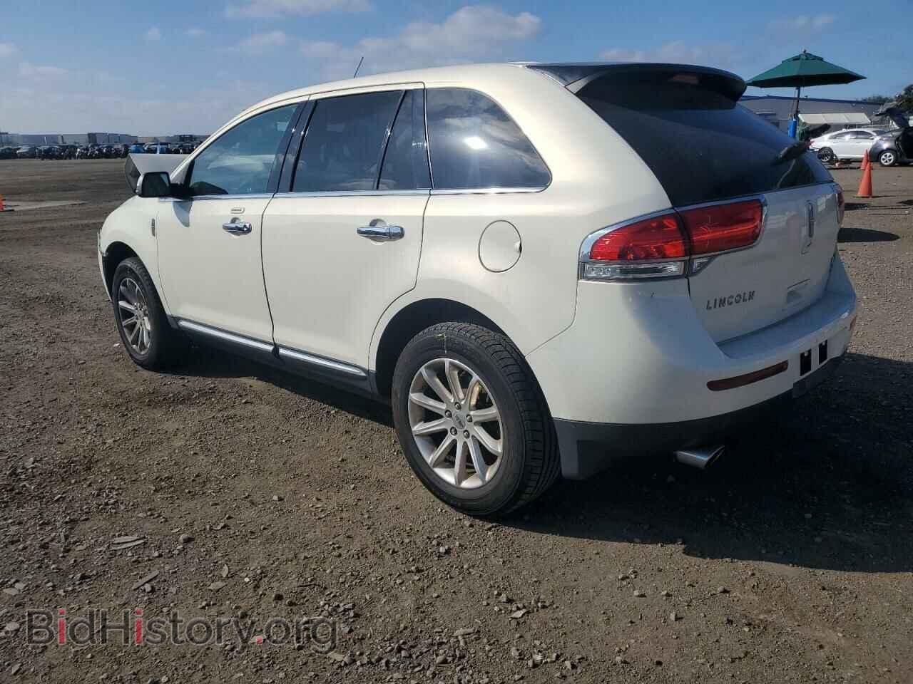2013 LINCOLN MKX - VIN: 2LMDJ8JK7DBL14441 - Photo 2