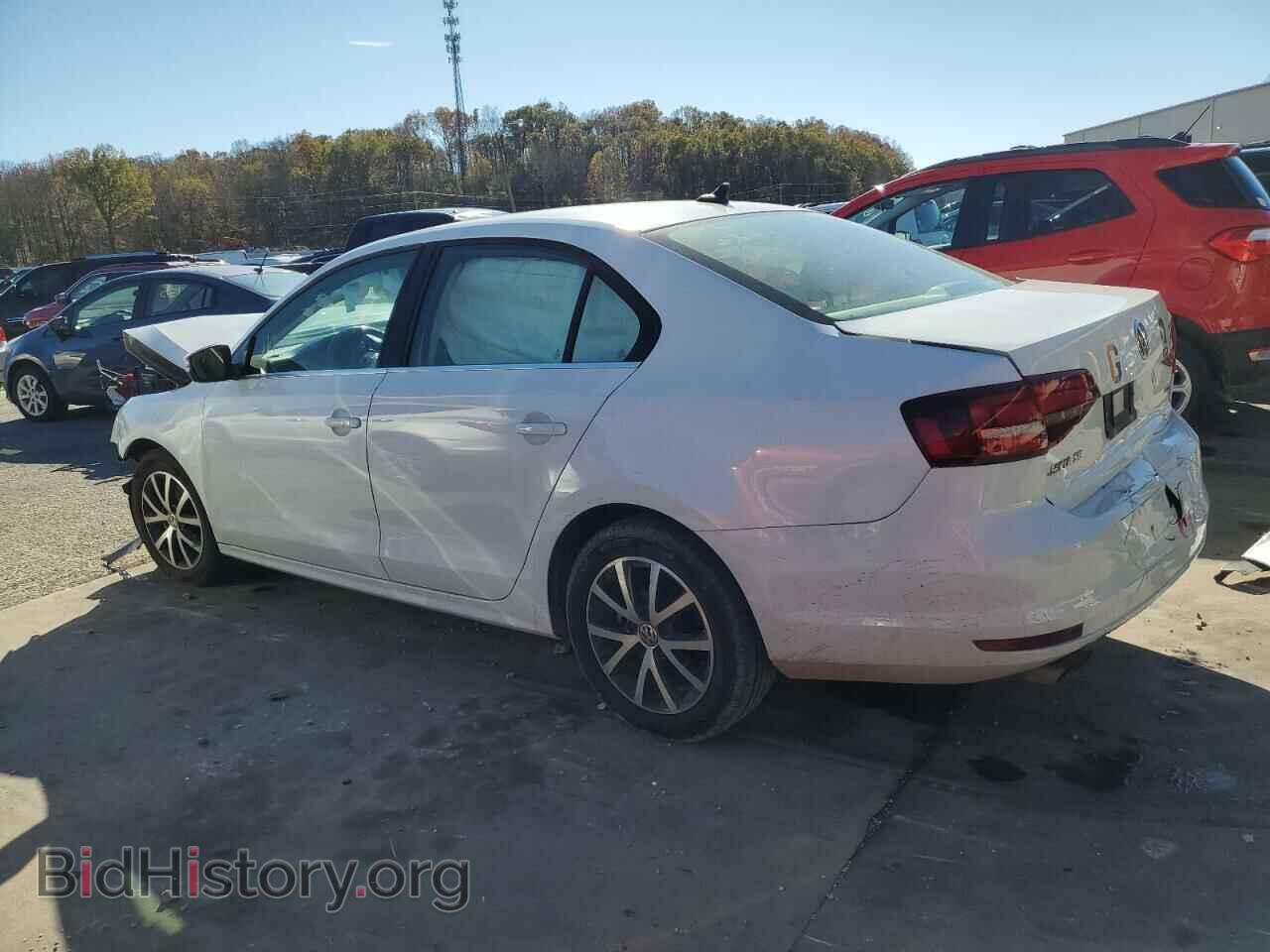 2017 VOLKSWAGEN JETTA - VIN: 3VWDB7AJ0HM319092 - Фото 2
