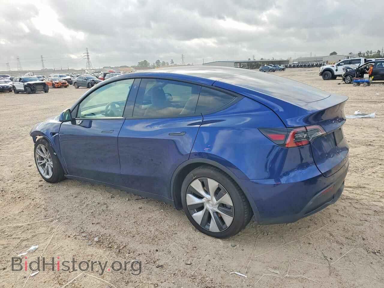 2023 TESLA MODEL Y - VIN: 7SAYGDEE7PF620188 - Фото 2