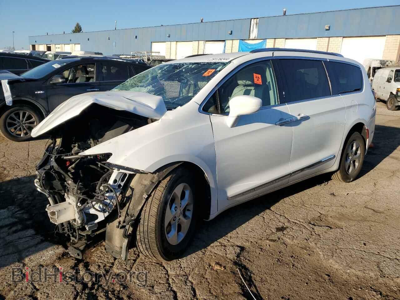 Фотография 2C4RC1EG0HR653522 - CHRYSLER PACIFICA 2017