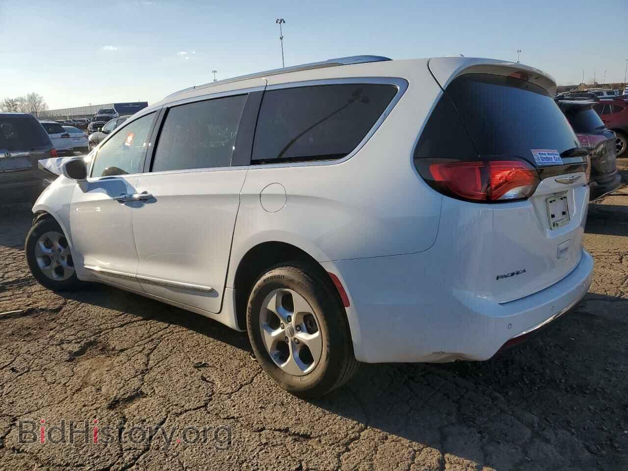2017 CHRYSLER PACIFICA - VIN: 2C4RC1EG0HR653522 - Photo 2