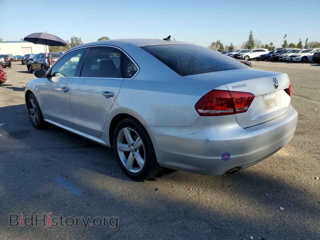 2012 VOLKSWAGEN PASSAT - VIN: 1VWBP7A32CC090516 - Фото 2
