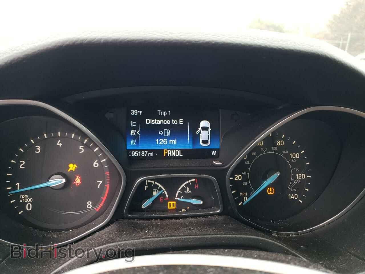 2017 FORD FOCUS - VIN: 1FADP3F29HL323003 - Photo 9