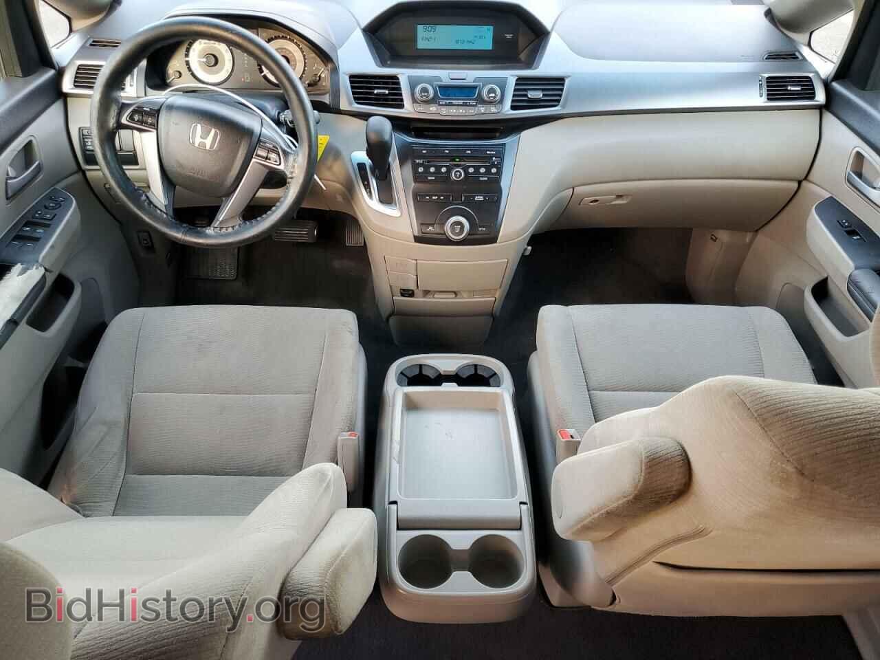 2011 HONDA All Models - VIN: 5FNRL5H40BB075093 - Фото 8