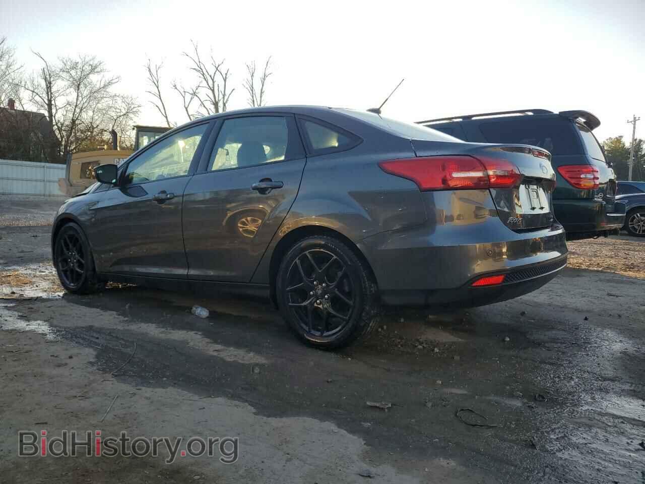 2016 FORD FOCUS - VIN: 1FADP3F26GL211922 - Фото 2