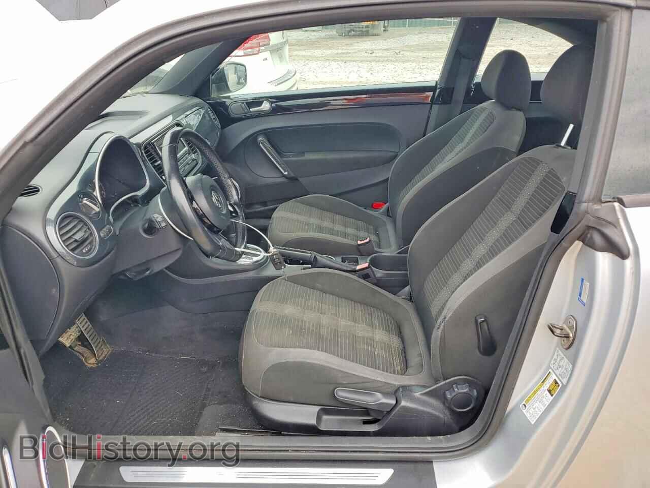 2012 VOLKSWAGEN BEETLE - VIN: 3VWVA7AT6CM618443 - Фото 7