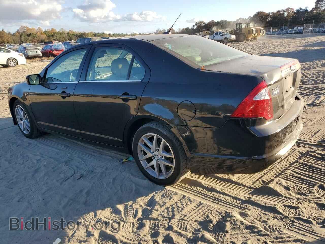 2010 FORD FUSION - VIN: 3FAHP0JA2AR421179 - Фото 2