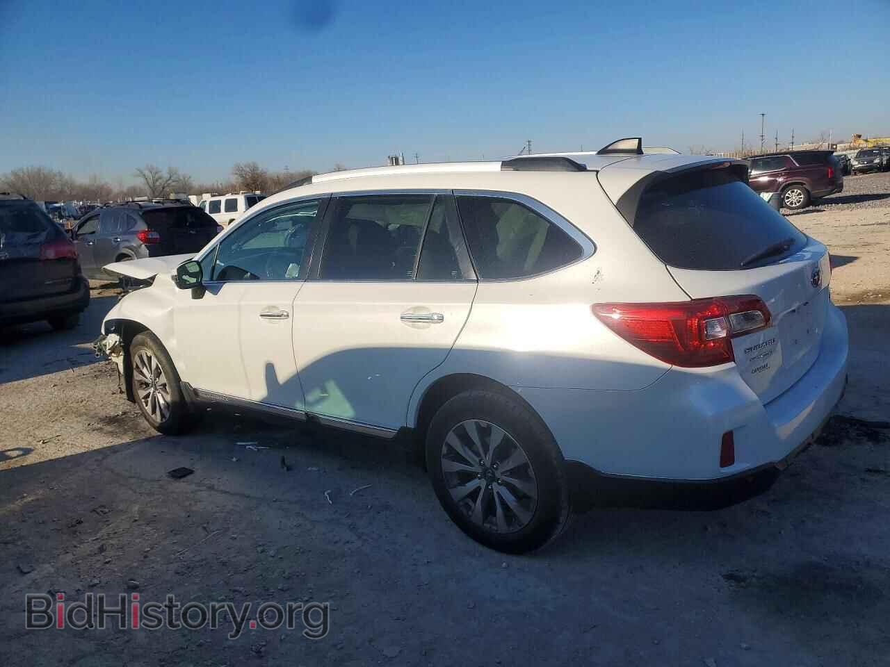 2017 SUBARU OUTBACK - VIN: 4S4BSATC2H3388613 - Фото 2