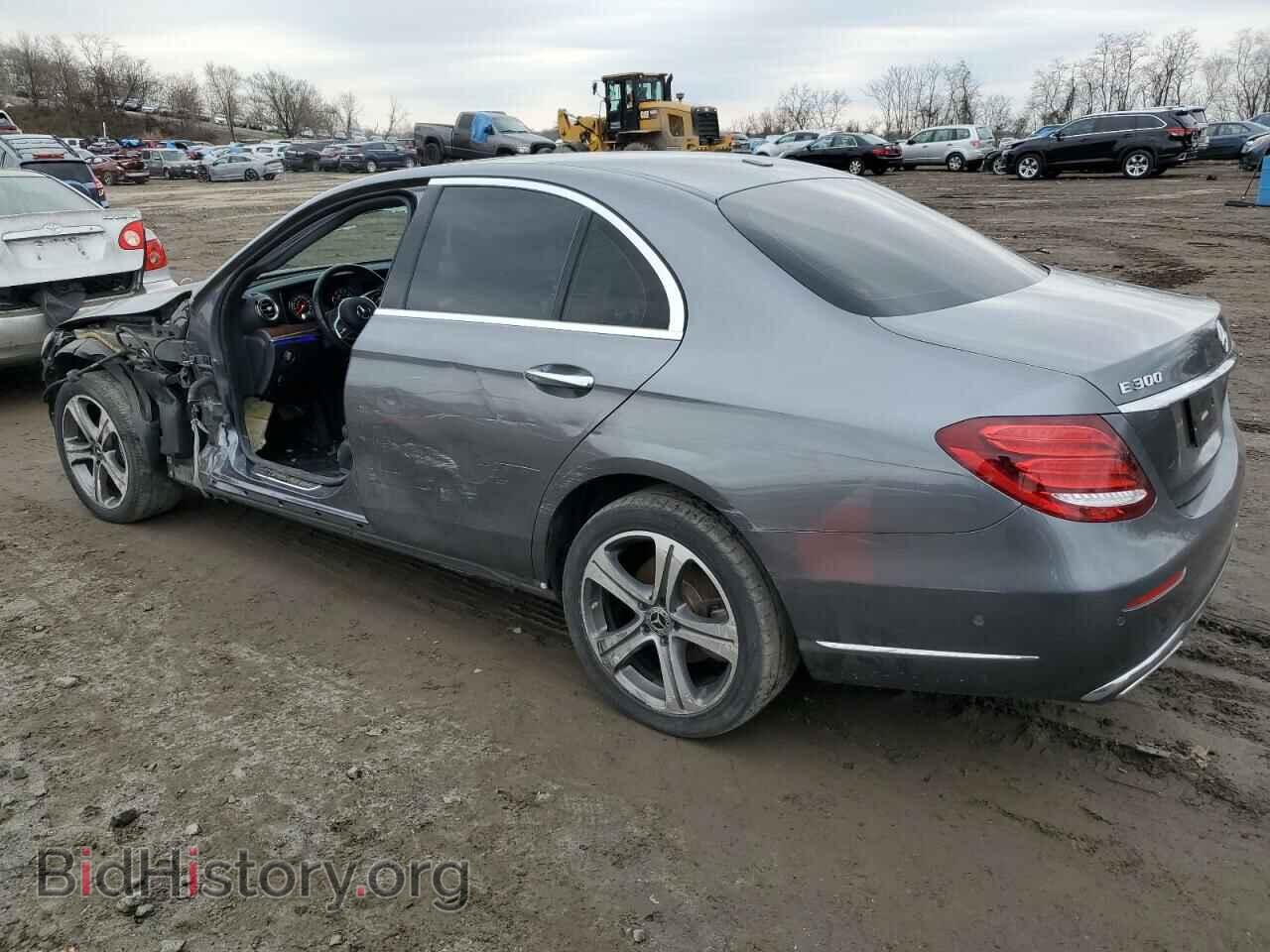 2019 MERCEDES-BENZ E-CLASS - VIN: WDDZF4KB2KA688002 - Фото 2