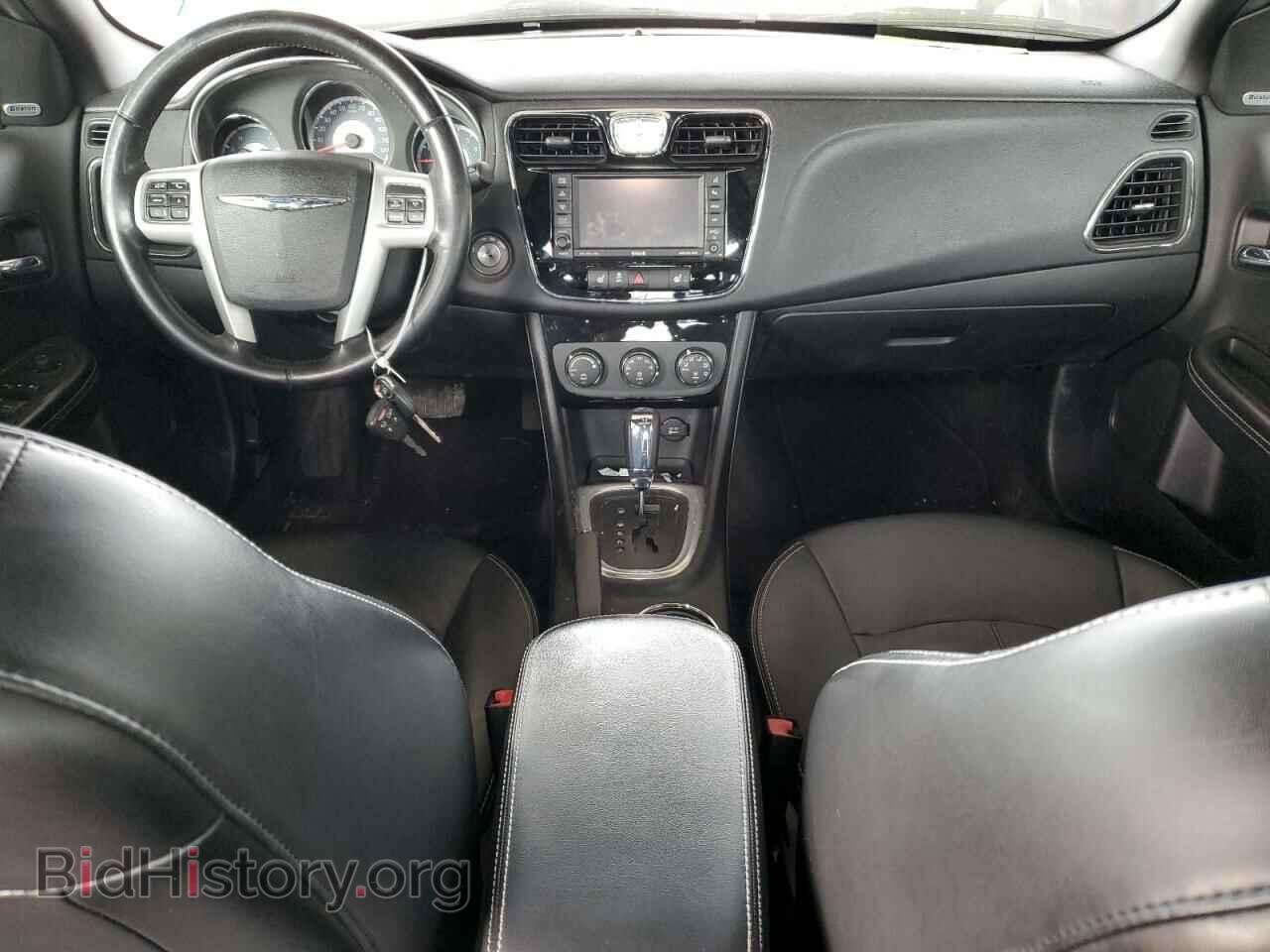 2012 CHRYSLER 200 - VIN: 1C3CCBCG1CN203189 - Фото 8