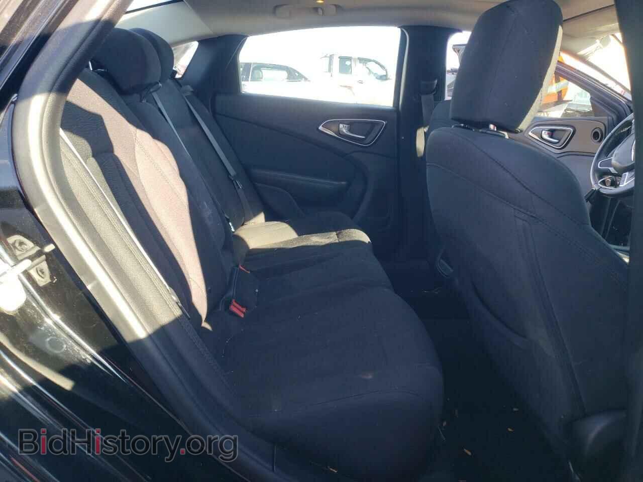 2016 CHRYSLER 200 - VIN: 1C3CCCAB0GN118539 - Фото 10