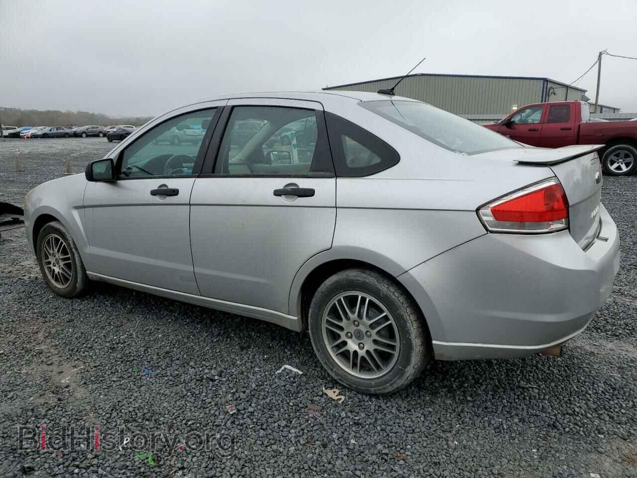 2010 FORD FOCUS - VIN: 1FAHP3FN3AW285977 - Фото 2