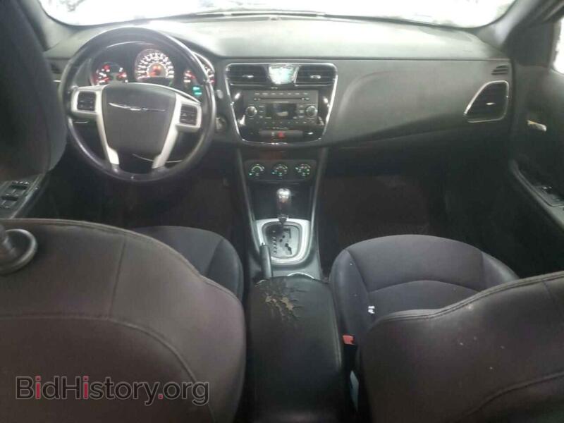 2013 Chrysler 200 (VIN 1C3CCBBB5DN606096) — photo 8 of 13