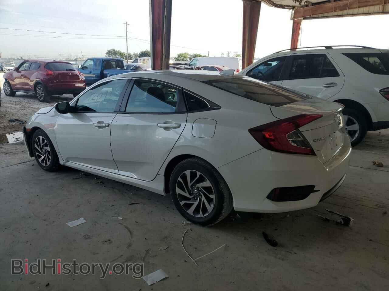 2017 HONDA CIVIC - VIN: 19XFC2F78HE052383 - Photo 2