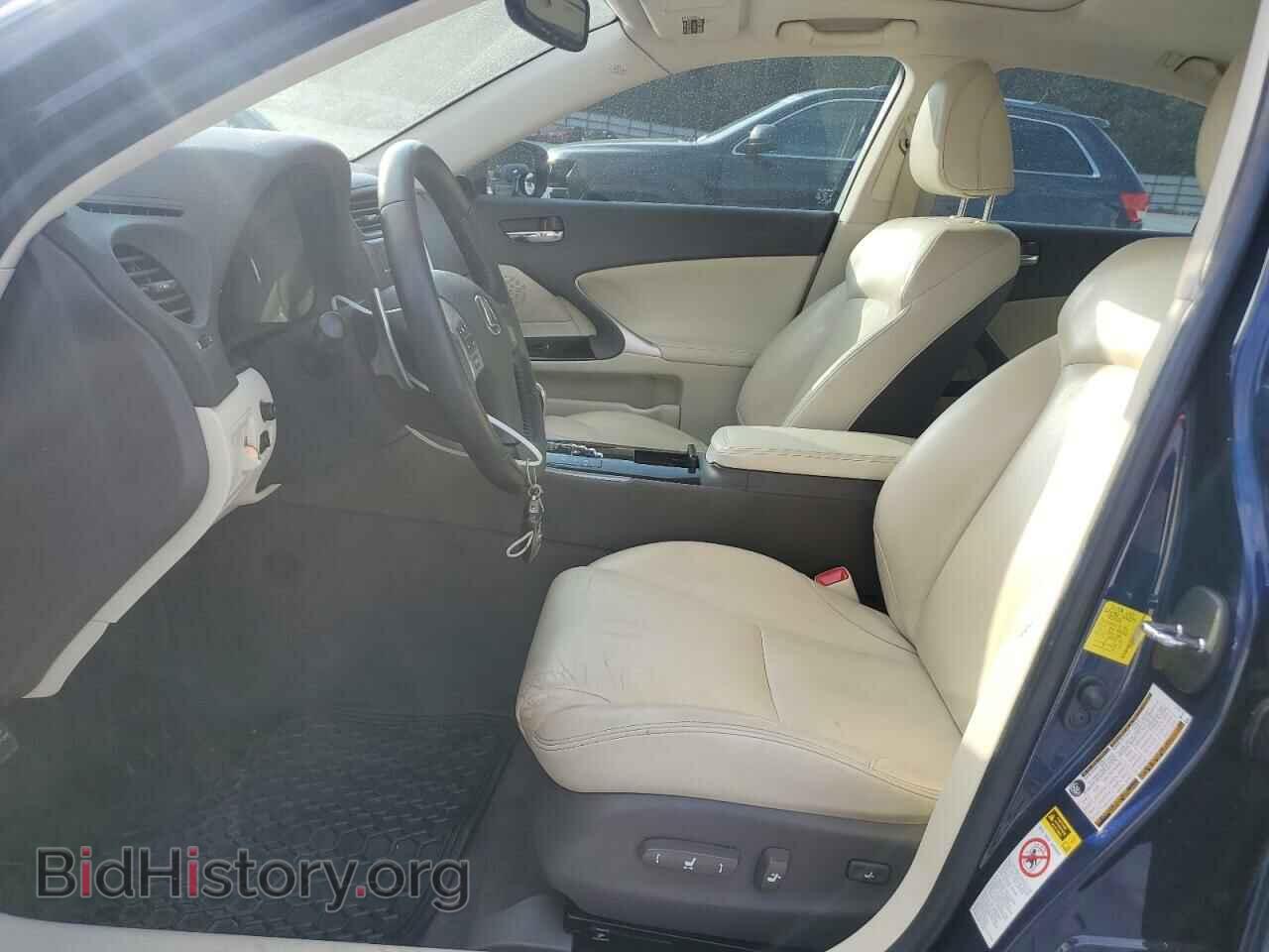 2011 LEXUS IS - VIN: JTHBF5C27B5148488 - Photo 7