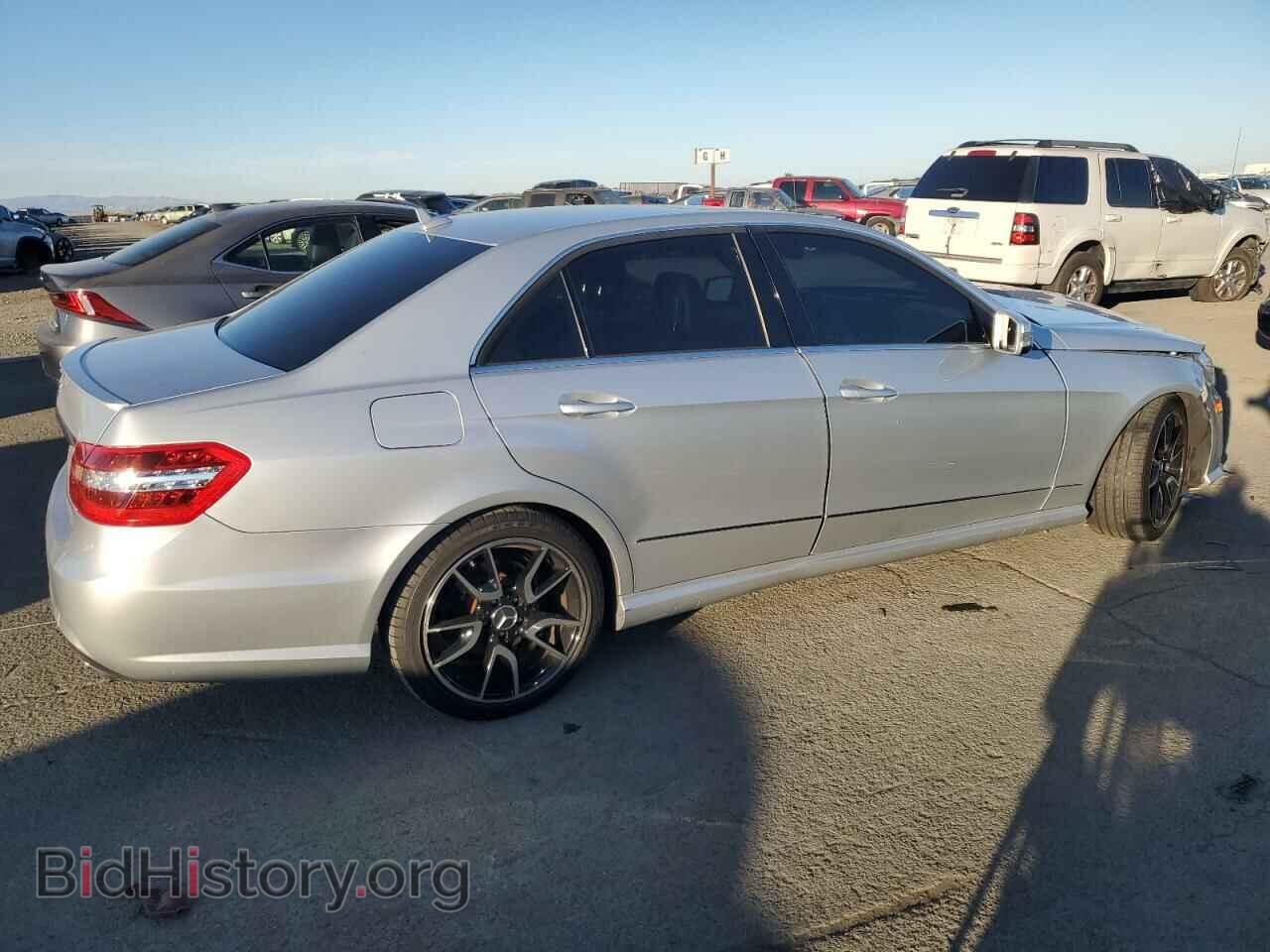2013 MERCEDES-BENZ E-CLASS - VIN: WDDHF5KB2DA730317 - Фото 3