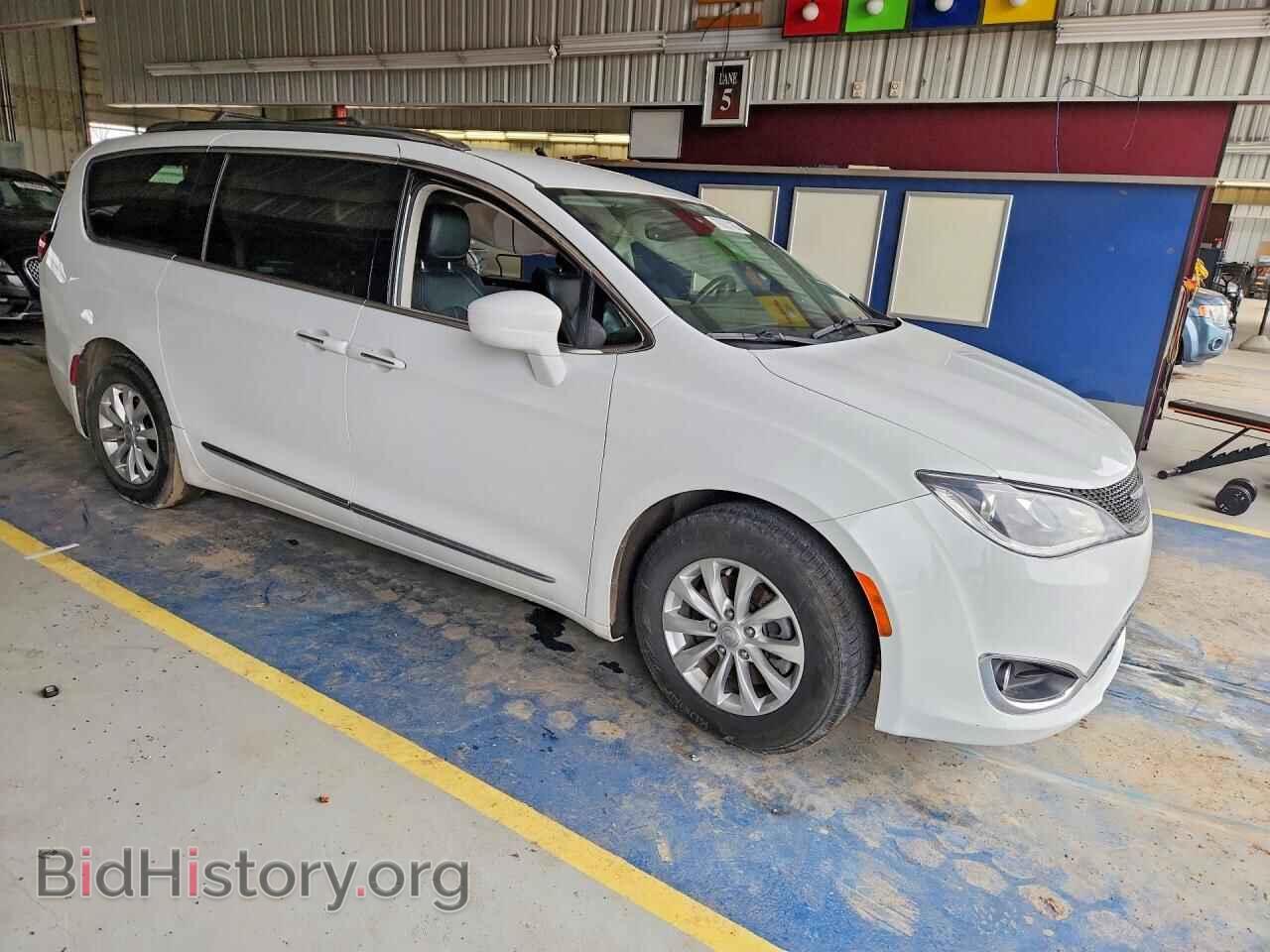2019 CHRYSLER PACIFICA - VIN: 2C4RC1BG0KR665861 - Photo 4