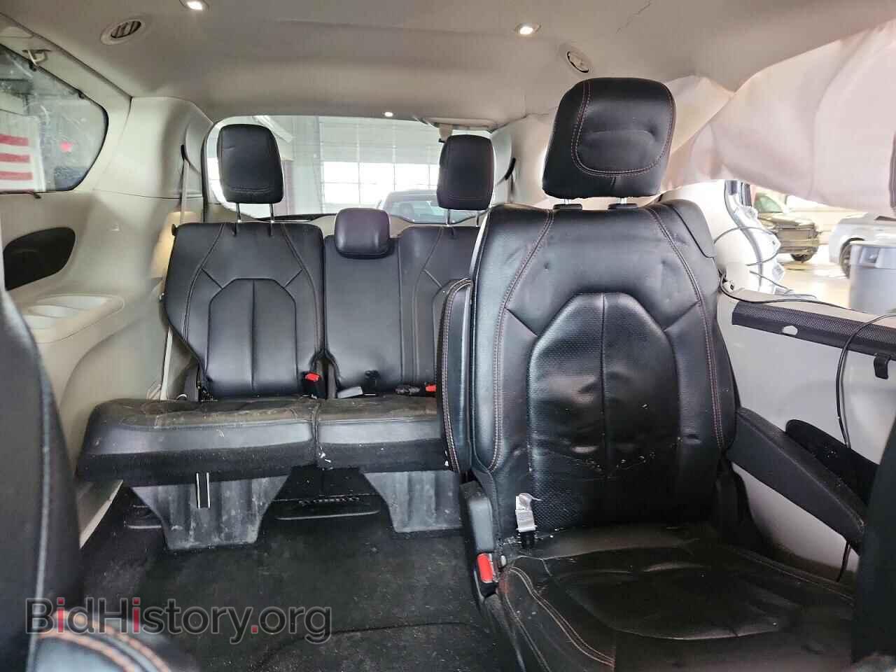2019 CHRYSLER PACIFICA - VIN: 2C4RC1BG0KR665861 - Photo 10