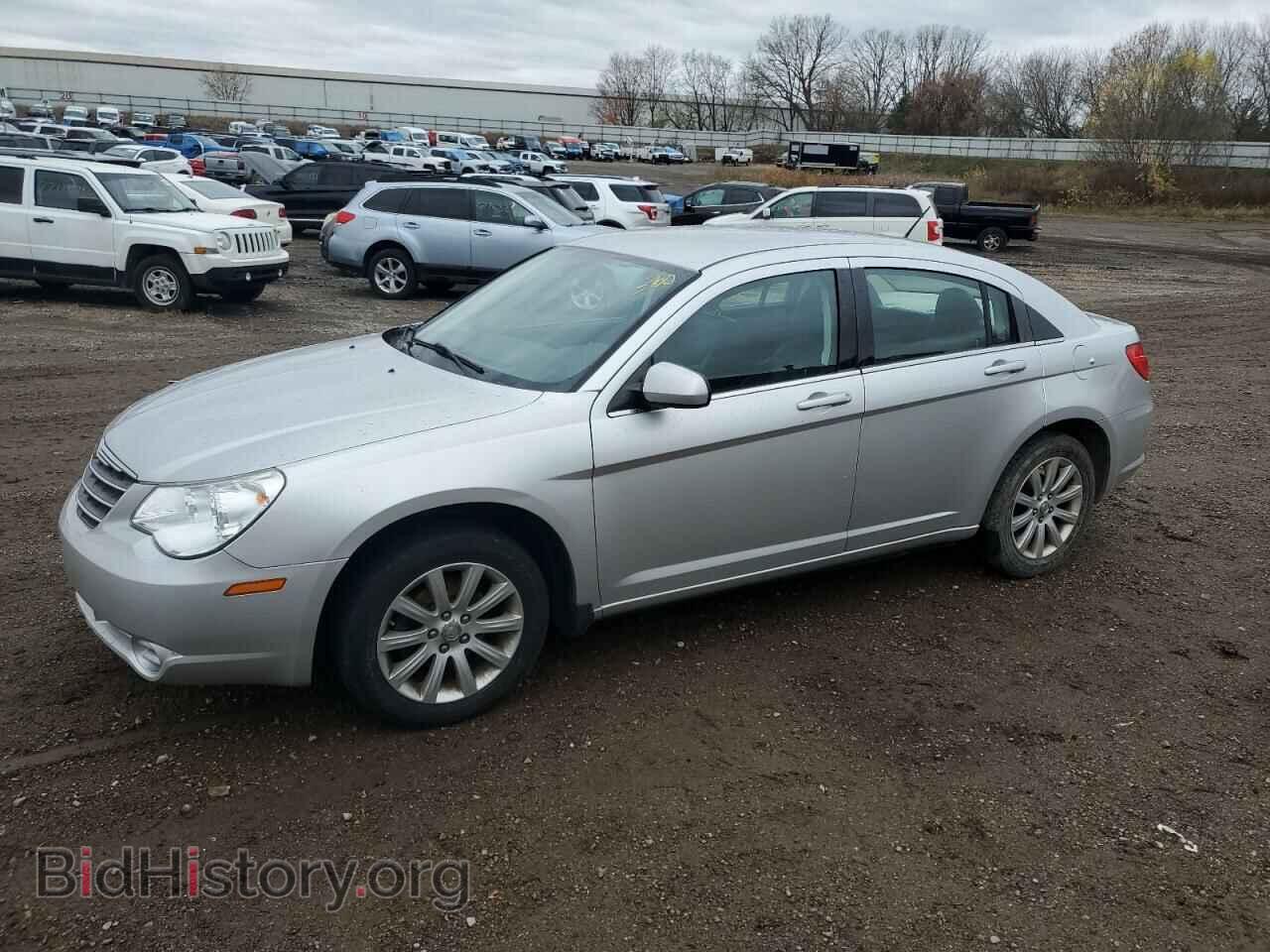 Photo 1C3CC5FB2AN110728 - CHRYSLER SEBRING 2010