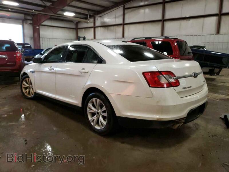 2011 Ford TAURUS (VIN 1FAHP2EW6BG142411) — фото 2 из 12