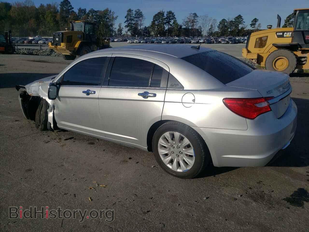 2012 CHRYSLER 200 - VIN: 1C3CCBAB0CN204258 - Фото 2
