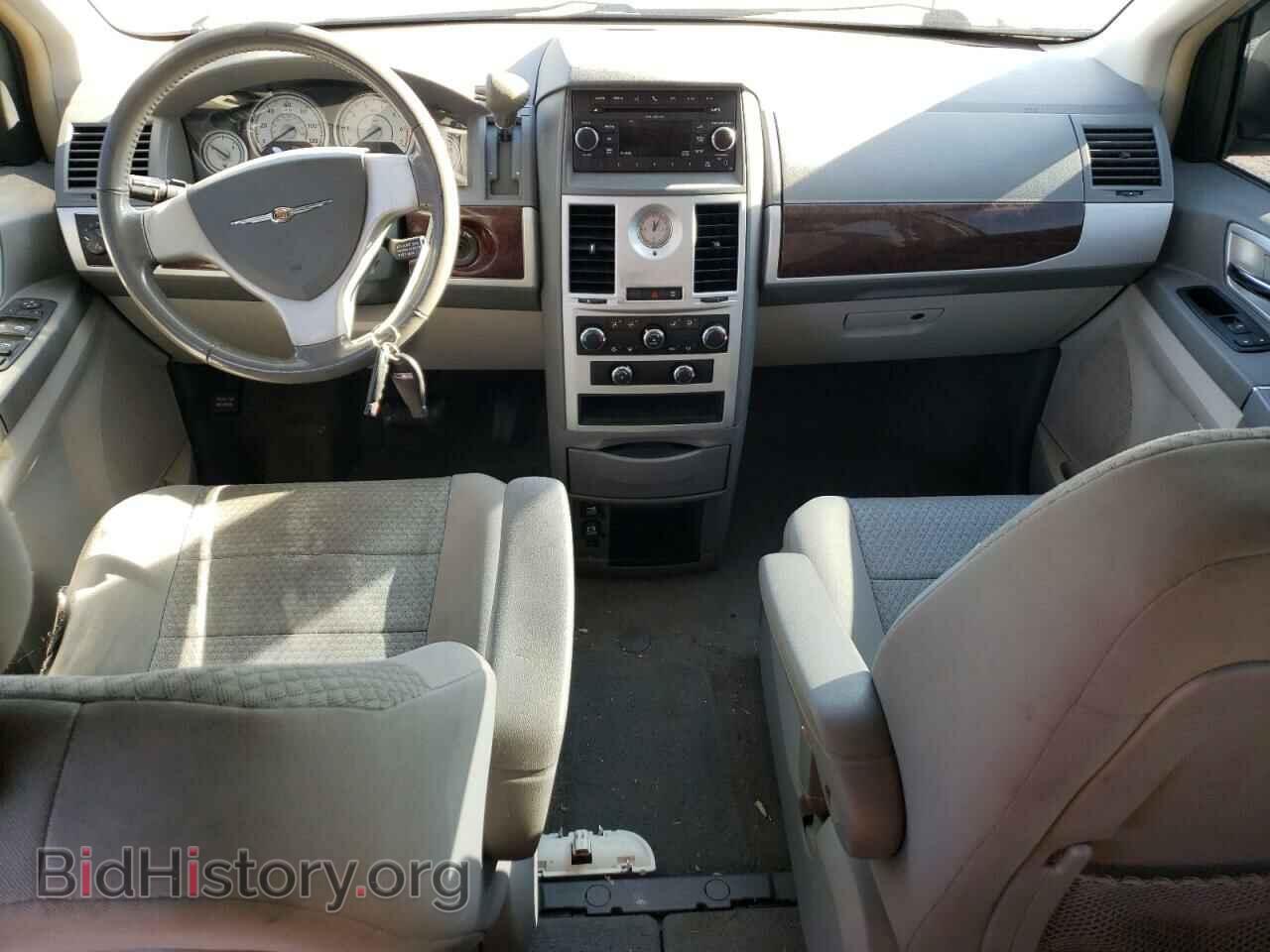 2010 CHRYSLER MINIVAN - VIN: 2A4RR5D12AR285864 - Фото 8
